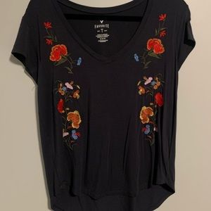 American Eagle Grey Floral Tee